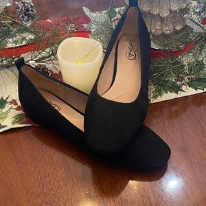 Life Stride Women's Elegant Black Loafers